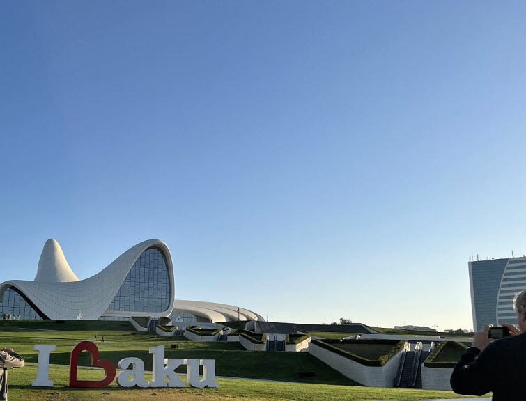 Heydar Aliyev Center 