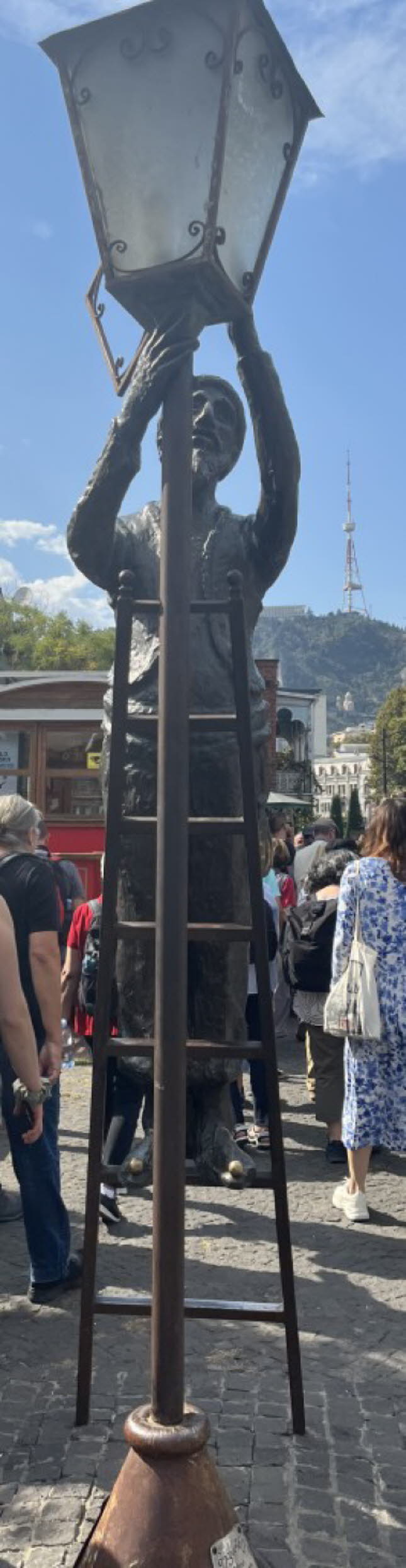 Spaziergang durch die Altstadt: Laternenanznder